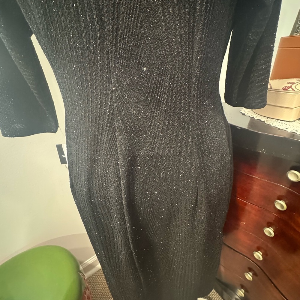 Signature Elegant Black Dress with Side Knot - Picture 11 of 16